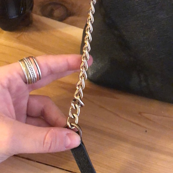 Michael kors purse - Picture 2 of 2